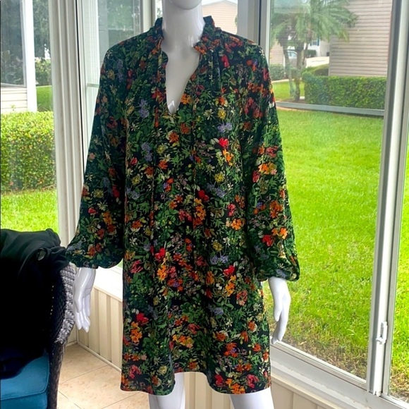 H&M - Black Floral Dress size 2 in H&M - Picture 1 of 6